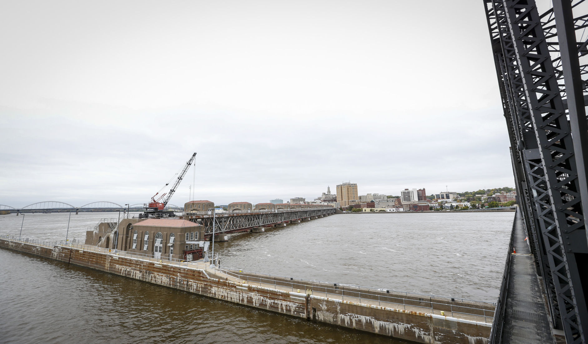 101216-GOVERNMENT-BRIDGE-018.jpg